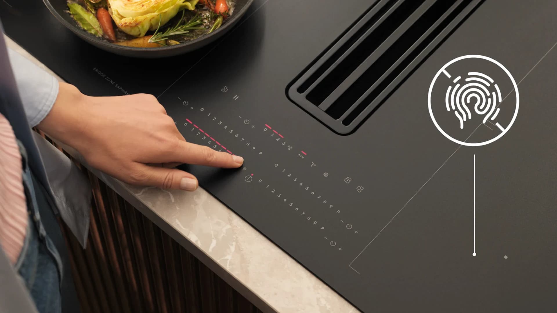 Electrolux 'SaphirMatt®' EHH80KB9FC